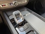 Volvo XC60 2.0 T8 Plug-in AWD Ultra Black Edition Luchtvering