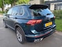 Volkswagen Tiguan 1.5 TSI R-Line 3x Business+|PANO|TREKH|ADAPTIVE|CARPLAY|1ste Eig|Dealeronderh.
