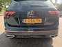 Volkswagen Tiguan 1.5 TSI R-Line 3x Business+|PANO|TREKH|ADAPTIVE|CARPLAY|1ste Eig|Dealeronderh.