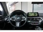 BMW 5-Serie Touring 530i xDrive High Exec Panorama | Headup | Camera | Comfortstoel