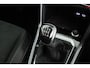 Volkswagen T-Roc 1.0 TSI 110pk Style Trekhaak LED Virtual Cockpit Navigatie