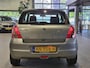 Suzuki Swift 1.3 Base LMV | Audio | Metallic
