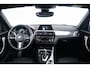 BMW 1-Serie 118i Edition M Sport Shadow High Executive Middenarmsteun - PDC Voor/achter - Cruise Control - Sportstoelen - Elektrisch verstelbare lendensteunen - Elektrisch verwarmde voorstoelen - Navigatiesysteem Business -