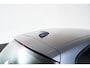 BMW 1-Serie 118i Edition M Sport Shadow High Executive Middenarmsteun - PDC Voor/achter - Cruise Control - Sportstoelen - Elektrisch verstelbare lendensteunen - Elektrisch verwarmde voorstoelen - Navigatiesysteem Business -