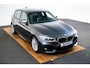 BMW 1-Serie 118i Edition M Sport Shadow High Executive Middenarmsteun - PDC Voor/achter - Cruise Control - Sportstoelen - Elektrisch verstelbare lendensteunen - Elektrisch verwarmde voorstoelen - Navigatiesysteem Business -