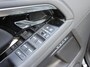 Land Rover Range Rover Evoque P300e AWD R-Dynamic SE | Stoel/Stuurverwarming | Schuifkanteldak | 20" Zwarte Velgen |