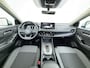 Nissan Qashqai 1.3 MHEV Xtronic N-Connecta ONDERHOUD GEHAD BIJ DE DEALER | DIRECT LEVERBAAR | FABRIEKSGARANTIE | PANORAMADAK | VOORRUITVERWARMING | STOEL- & STUURVERWARMING | 360° CAMERA | DODEHOEKDETECTIE | HEAD-UP DISPLAY | ELEKTRISCHE ACHTERKLEP