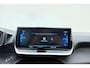 Peugeot e-2008 EV Allure Pack 50 kWh | Navigatie | Apple Carplay | Stoelverw. | Camera | Climate & Cruise Control | Keyless Entry&Start