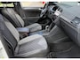 Volkswagen Tiguan 1.4 TSI eHybrid R-Line Business+ 245PK | Pano | Matrix IQ Led | Trekhaak | 360 | Head-Up | ACC | Alcantara | Stoel & Stuurwielverwarming | 20'' | Keyless | Ambient | Digitaal Dash | Carplay / Android Auto | Nav | Flippers