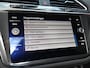 Volkswagen Tiguan 1.4 TSI eHybrid R-Line Business+ 245PK | Pano | Matrix IQ Led | Trekhaak | 360 | Head-Up | ACC | Alcantara | Stoel & Stuurwielverwarming | 20'' | Keyless | Ambient | Digitaal Dash | Carplay / Android Auto | Nav | Flippers