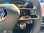 Renault Megane E-Tech comfort range iconic 60 kWh | Stuur- & Stoelverwarming | Elektrische Stoelverstelling | Sfeerverlichting | Apple Carplay & Android Auto | Harman & Kardon Audio | Camera | Navigatie | Parkeersensoren | Rijdende Demo