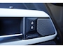 Land Rover Defender 110 P 400 110 BENZINE HSE 7p. / 22 Inch / NL-Auto