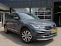Volkswagen Tiguan 1.4 TSI 245pk eHybrid ACTIVE / Pano / Trekhaak wegklap. / IQ Light / Camera Etc / BOVAG garantie