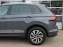 Volkswagen Tiguan 1.4 TSI 245pk eHybrid ACTIVE / Pano / Trekhaak wegklap. / IQ Light / Camera Etc / BOVAG garantie