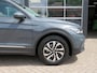 Volkswagen Tiguan 1.4 TSI 245pk eHybrid ACTIVE / Pano / Trekhaak wegklap. / IQ Light / Camera Etc / BOVAG garantie