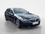 BMW 5-Serie Touring 530e Business Edition Plus | M Pakket | Panoramadak | Laser led | Elektr. voorstoelen | Afneembare Trekhaak | Lederen bekleding | 12 maanden garantie |