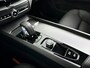 Volvo XC60 T6 Plug-in hybrid AWD Essential Bright | Panoramadak | Parkeercamera | Stoel- en Stuurverwarming | Trekhaak