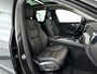 Volvo XC60 T6 Plug-in hybrid AWD Essential Bright | Panoramadak | Parkeercamera | Stoel- en Stuurverwarming | Trekhaak