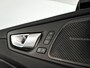 Volvo XC60 T8 Plug-in hybrid AWD Plus Bright | Panoramadak | 360° camera | Harman Kardon | Stoel- en stuurverwarming | Trekhaak
