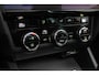 Skoda Octavia Combi 1.5 TSI Greentech Sport Business | Panoramadak | Trekhaak | Navigatie | 18 inch | Cruise Control | Clima | Parkeersensoren achter | Apple Carplay / Android Auto