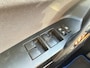 Toyota Auris 1.8 Hybrid Dynamic Ultimate *All-weather banden*