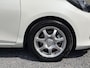 Toyota Yaris 1.5 Full Hybrid Dynamic Pano,Navi,Camera,Clima,Cruise,Halfleder,PDC V+A,5 Deurs,N.A.P,Lm velgen,Apk tot 04-2027