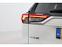 Toyota RAV4 2.5 Plug-in Hybrid AWD Bi-Tone Plus | Navigatie | Apple Carplay / Android Auto | 360 camera | Leder | Stoelverwarming/-ventilatie | JBL | Head-up display | Stuurwiel verwarmd | Verwarmbare voorruit | Digitale binnenspiegel | 19 inch