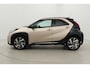 Toyota Aygo X 1.0 VVT-i S-CVT Envy | Apple Carplay / Android Auto | LED | Adaptive Cruise | Clima | Parkeersensoren voor/achter | Camera | 18 inch