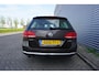 Volkswagen Passat Variant 1.4 TSI Highline BlueMotion AUTOMAAT - Climate / Navi / Cruise / Parkeers. / Stoelverw. / Lm velgen