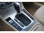 Volkswagen Passat Variant 1.4 TSI Highline BlueMotion AUTOMAAT - Climate / Navi / Cruise / Parkeers. / Stoelverw. / Lm velgen