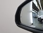 BMW iX1 eDrive20 67 kWh | M-Pakket | SOH 98% | Harman/Kardon | Ele. verstelbare stoelen + Geheugen | Panoramdak | Sportstoelen | Curved Display | 360 Camera | Trekhaak | HUD |