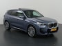 BMW iX1 eDrive20 67 kWh | M-Pakket | SOH 98% | Harman/Kardon | Ele. verstelbare stoelen + Geheugen | Panoramdak | Sportstoelen | Curved Display | 360 Camera | Trekhaak | HUD |