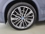 BMW iX1 eDrive20 67 kWh | M-Pakket | SOH 98% | Harman/Kardon | Ele. verstelbare stoelen + Geheugen | Panoramdak | Sportstoelen | Curved Display | 360 Camera | Trekhaak | HUD |