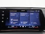 BMW iX1 eDrive20 67 kWh | M-Pakket | SOH 98% | Harman/Kardon | Ele. verstelbare stoelen + Geheugen | Panoramdak | Sportstoelen | Curved Display | 360 Camera | Trekhaak | HUD |