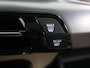BMW iX1 eDrive20 67 kWh | M-Pakket | SOH 98% | Harman/Kardon | Ele. verstelbare stoelen + Geheugen | Panoramdak | Sportstoelen | Curved Display | 360 Camera | Trekhaak | HUD |
