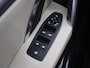 BMW iX1 eDrive20 67 kWh | M-Pakket | SOH 98% | Harman/Kardon | Ele. verstelbare stoelen + Geheugen | Panoramdak | Sportstoelen | Curved Display | 360 Camera | Trekhaak | HUD |