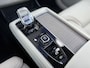 Volvo XC90 2.0 T8 Plug-in hybrid AWD Ultra Dark 455pk Luchvering / Trekhaak / Stoelventilatie