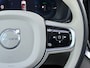 Volvo XC90 2.0 T8 Plug-in hybrid AWD Ultra Dark 455pk Luchvering / Trekhaak / Stoelventilatie