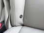 Volvo XC90 2.0 T8 Plug-in hybrid AWD Ultra Dark 455pk Luchvering / Trekhaak / Stoelventilatie