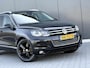 Volkswagen Touareg 3.0 TSI Highline Panoramadak - Leder - Luchtvering