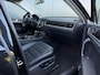 Volkswagen Touareg 3.0 TSI Highline Panoramadak - Leder - Luchtvering