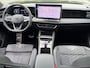Volkswagen Tiguan 1.5 eHybrid R-Line | Black line | Head-up | 360 Camera | Trekhaak | Dode hoek | IQ light | Elek. klep | Rijklaar incl. garantie