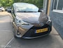 Toyota Yaris 1.5 Hybrid Bi Tone Camera/all season/stoelverwarming