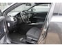Toyota C-HR / C-HR+ 1.8 Hybrid Dynamic | NL Auto Boekjes | Trekhaak | Parkeersensoren | JBL Soundsysteem.
