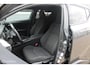 Toyota C-HR / C-HR+ 1.8 Hybrid Dynamic | NL Auto Boekjes | Trekhaak | Parkeersensoren | JBL Soundsysteem.