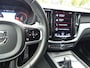 Volvo XC60 Recharge T8 AWD R-Design |360 camera| Trekhaak| B&W Audio| Head-up|