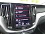 Volvo XC60 Recharge T8 AWD R-Design |360 camera| Trekhaak| B&W Audio| Head-up|