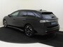 Volkswagen ID.7 Tourer Pro Limited Edition | Achterbank in ongelijke delen neerklapbaar incl. middenarmsteun en doorlaadmogelijkheid | Afstandscontrolesysteem (Front Assist), met voetgangers- en fietsersherkenning | Airconditioning automatisch, 2-zone (Climatronic)