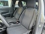 Peugeot 2008 1.2 Hybrid 136 Style Carplay! LED! Automaat! Cruise Control! Mooie/Nette Auto!