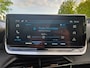 Peugeot 2008 1.2 Hybrid 136 Style Carplay! LED! Automaat! Cruise Control! Mooie/Nette Auto!